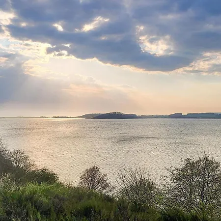 2 Bedroom Amazing In Middelhagen Prázdninový dům *