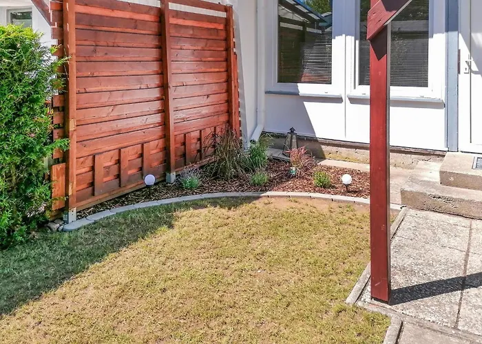 2 Bedroom Amazing In Middelhagen *